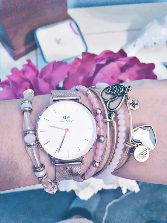 Daniel Wellington watch arm candy_time_fertility