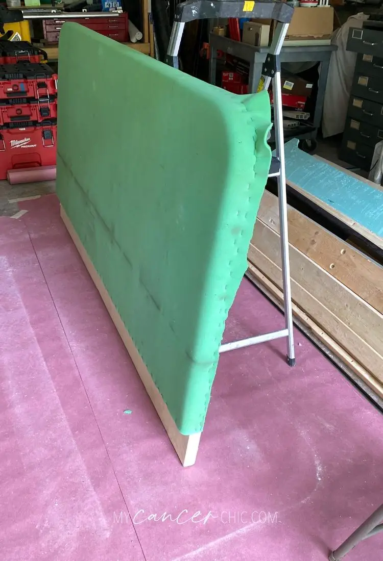 CHIC PINK UPHOLSTERED BED_DIY_headboard process