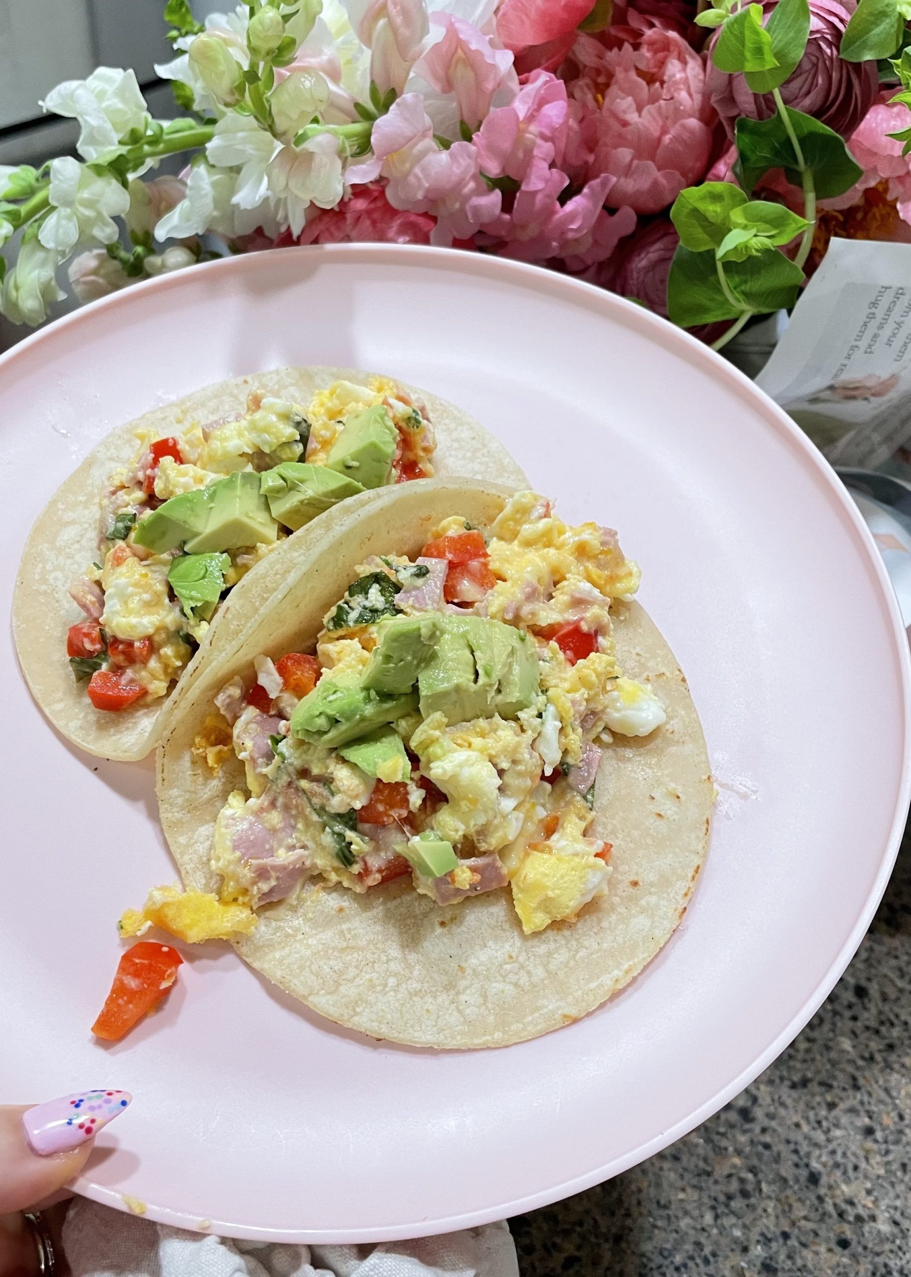 Scrambled-egg-vegetable-corn-breakfast-tacos-scaled.jpg